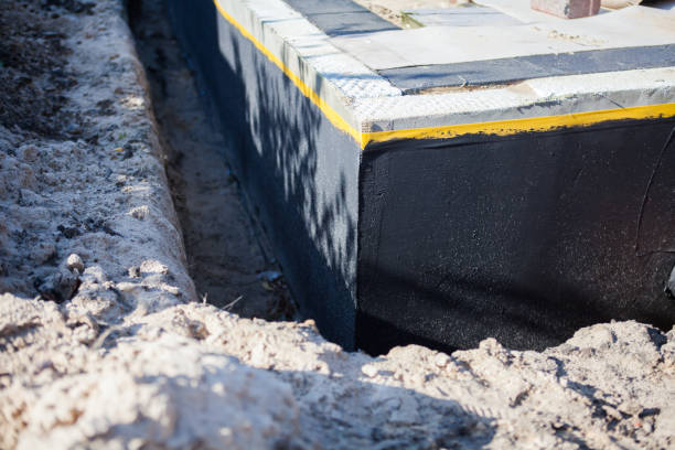 Professional Crawl Space Encapsulation technician working in DuPont, WA